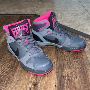 Men’s Nike Mach Force High Top 525312-003 Grey Black Pink Shoes- Size 11
